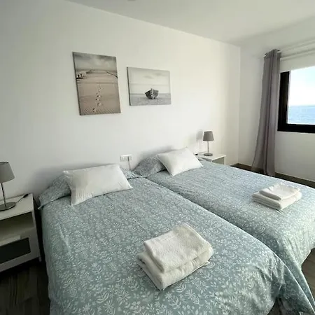 Moderno Frente Al Mar Apartmán *
